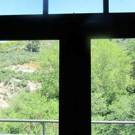 منزل ريفي Ayios Andronikos Agrotourism House كالوبانايوتيس