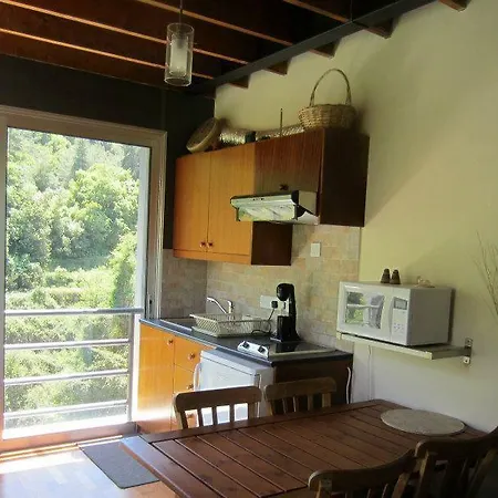 منزل ريفي Ayios Andronikos Agrotourism House *